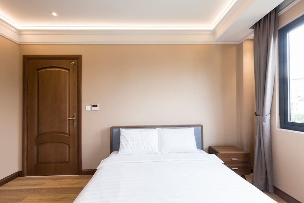 1 BEDROOM, APARTMENT