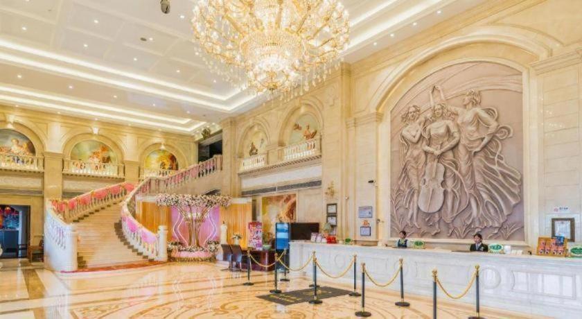 Vienna International Hotel (Foshan Flower World) 14/51
