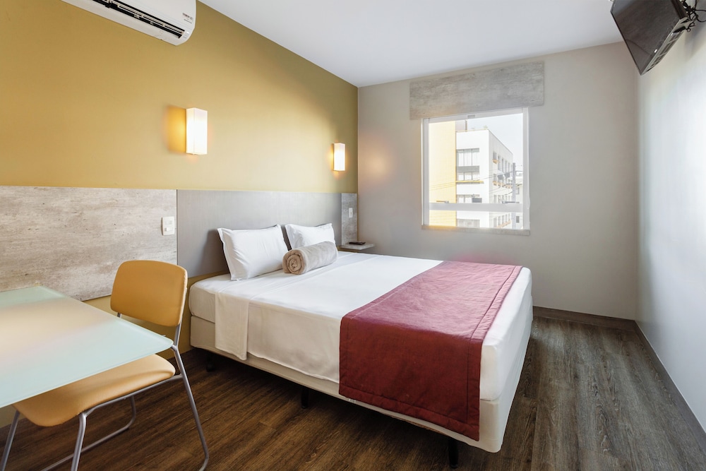 Hotel Bleev Curitiba Batel 27/57