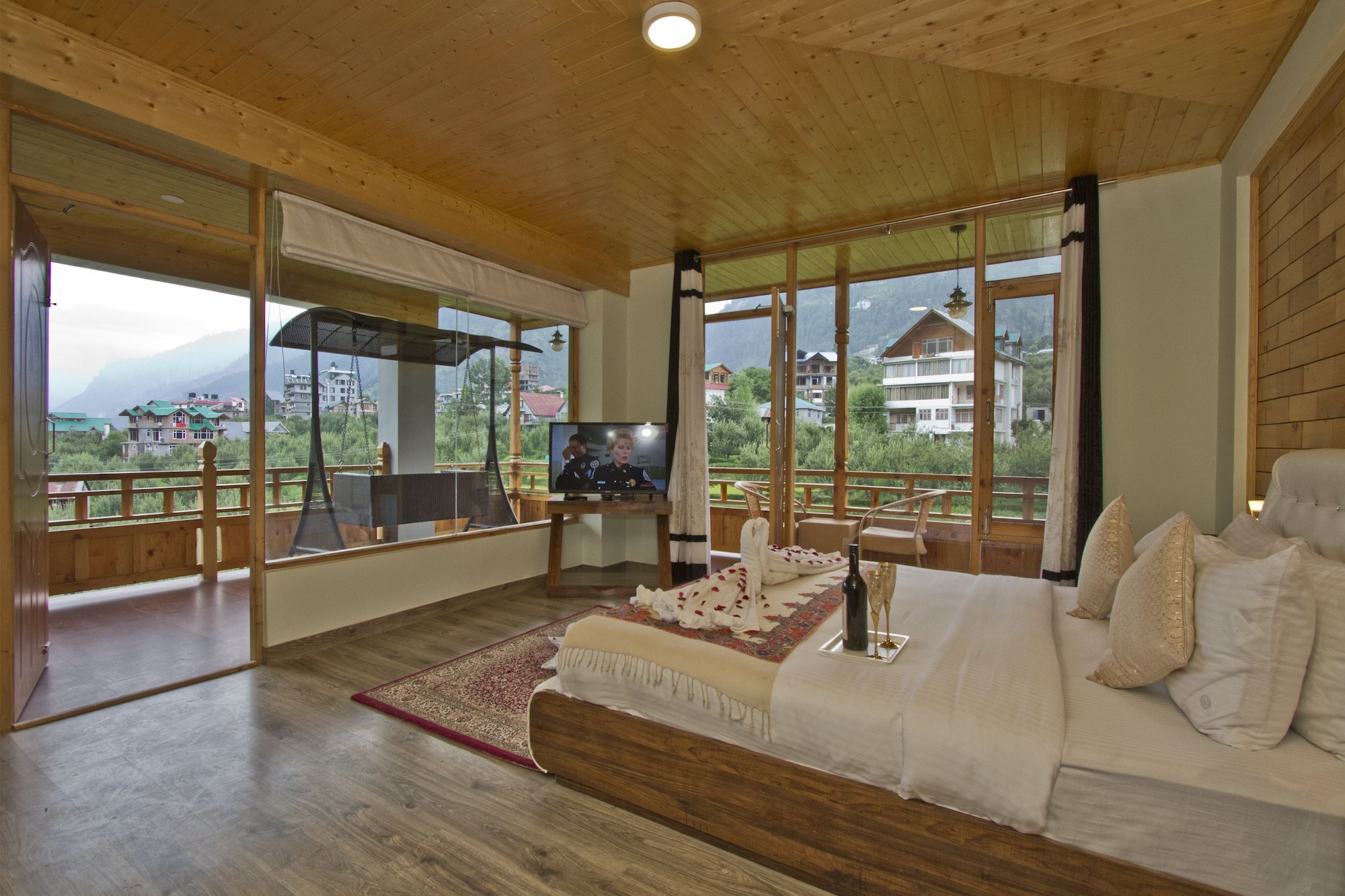 جناح رئاسي بسرير مزدوج، Snow Flakes Resort 5/7