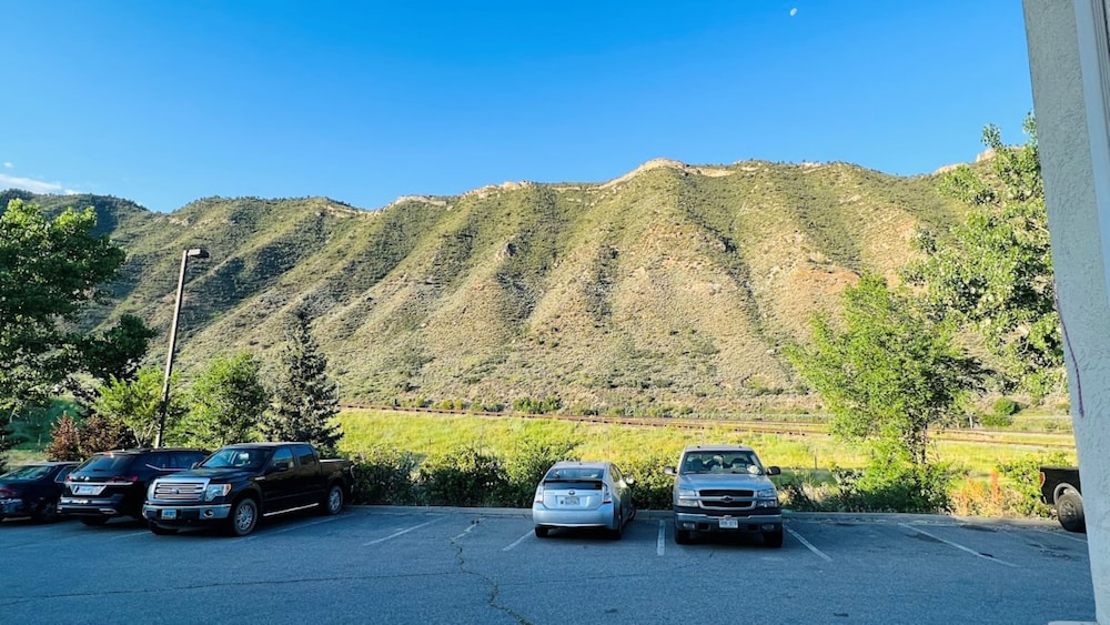 Wingate by Wyndham New Castle - Glenwood Springs 38/50
