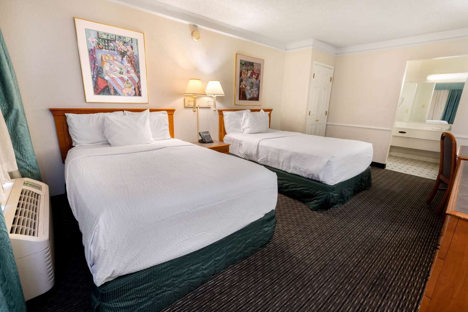 Motel6 Phoenix, AZ - Midtown 6/22
