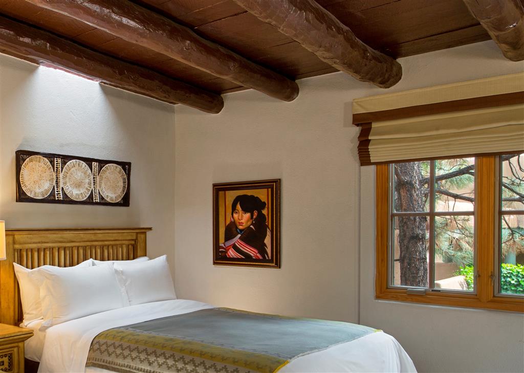 Deluxe, Double Bed