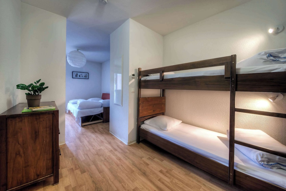 STANDARD, DOUBLE AND BUNK BED, BUNK BED