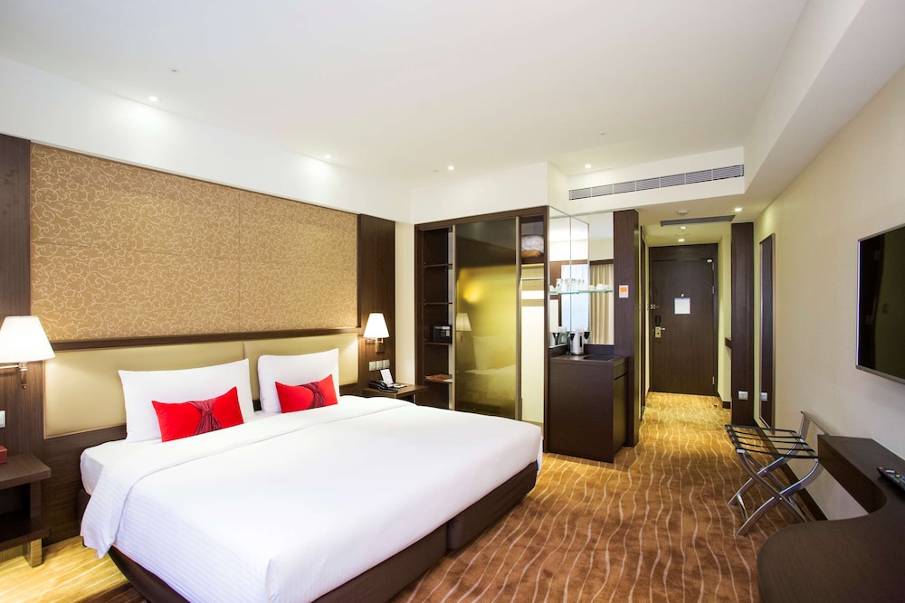 Illume Taipei (ex. Sunworld Dynasty Hotel Taipei) 11/63