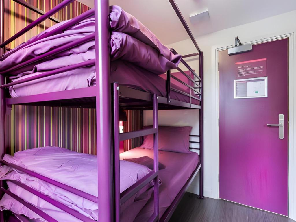 Private, 6 Beds, 3 Bunk Beds, Shared Bathroom