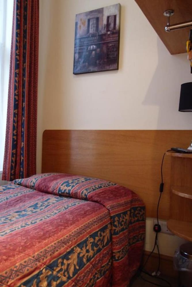 Hotel 65 56/62