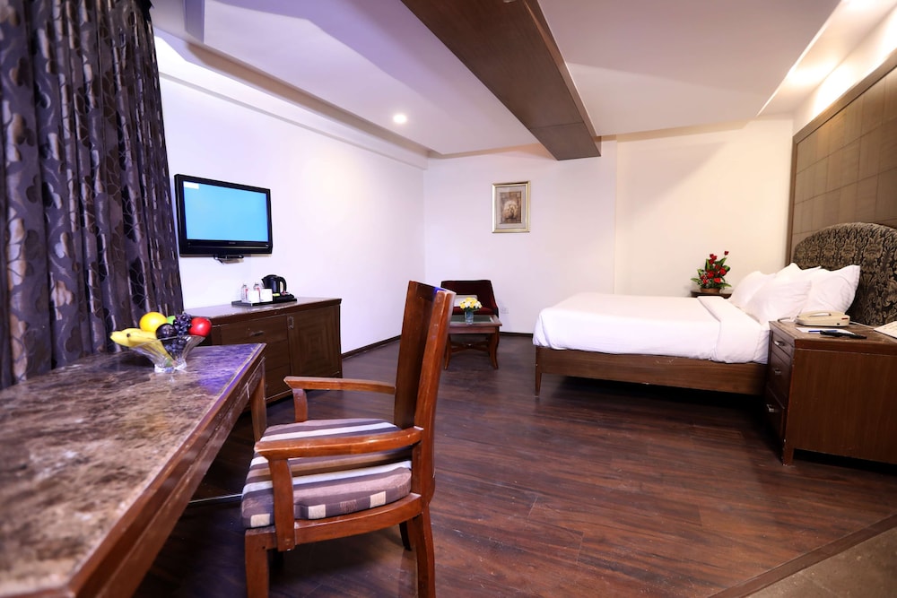 Shravanthi Sarovar Portico Bengaluru 16/50
