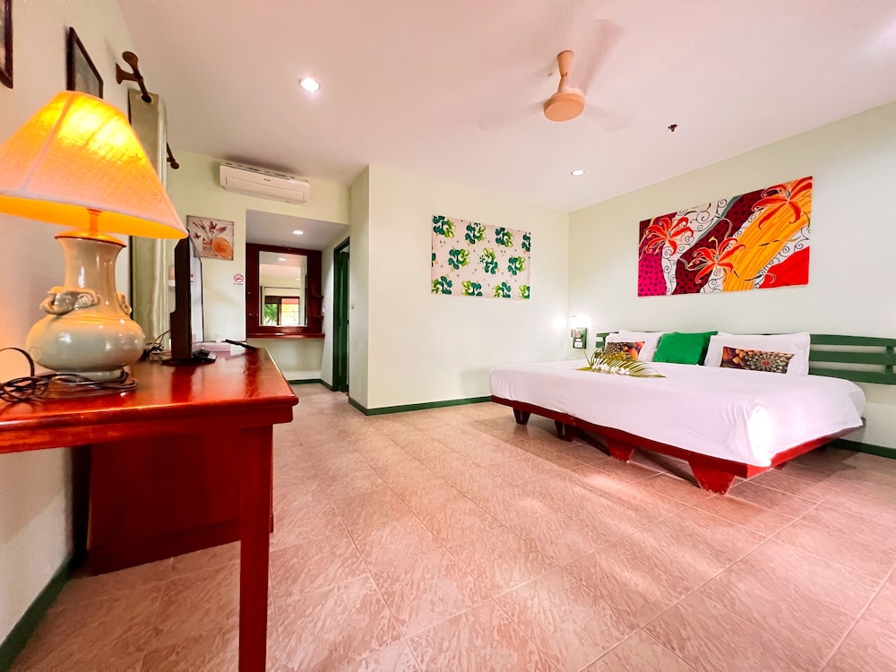 Cruiser Island Resort by Swiss-Belhotel 41/95