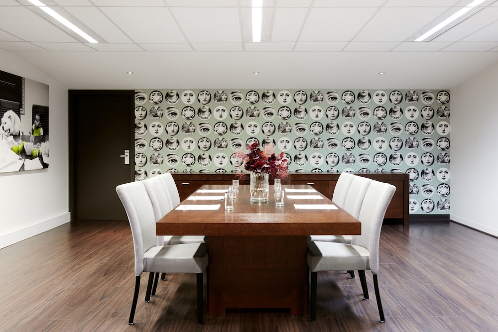 PUNTHILL SOUTH YARRA GRAND 49/61