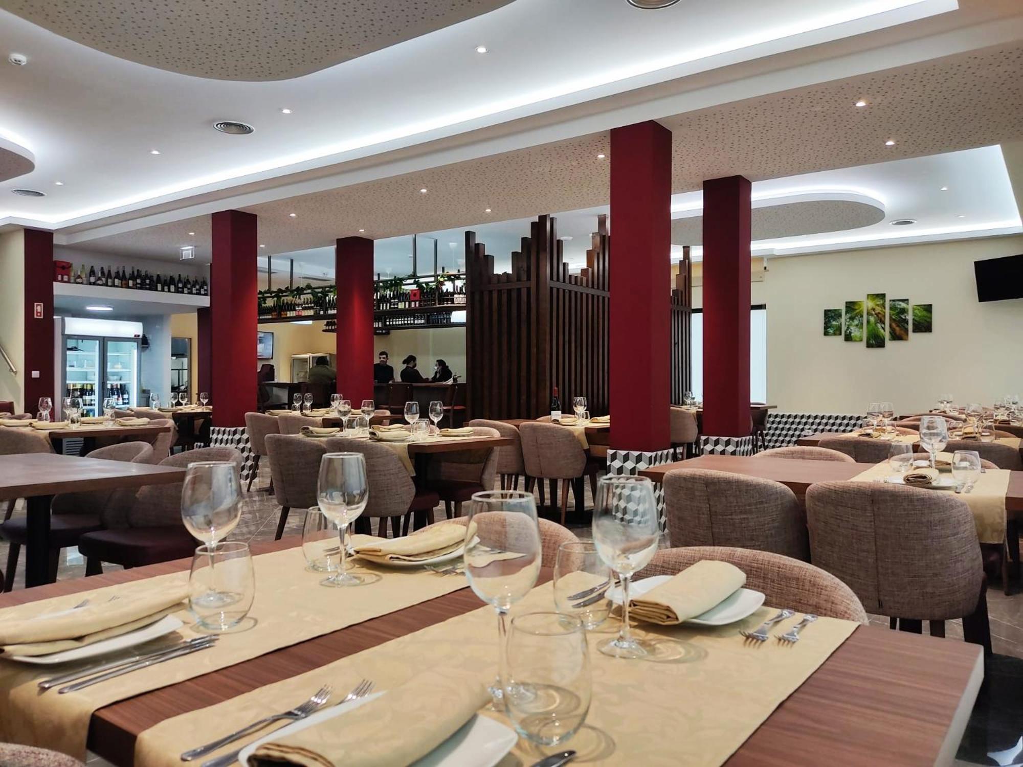 HOTEL IMPERIO DO MINHO 35/48