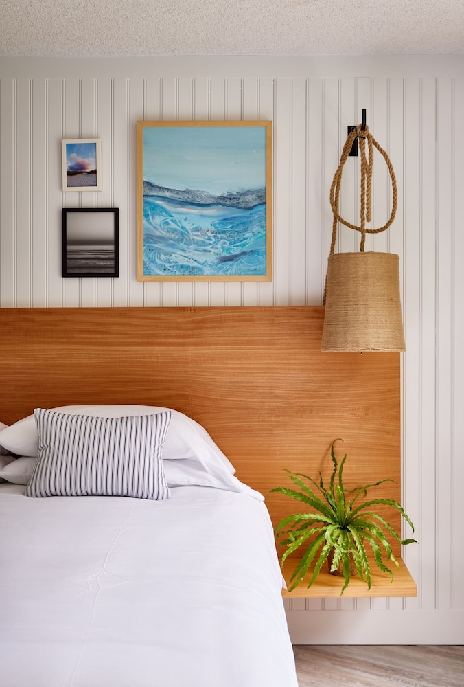 Bluebird Parker Beach Lodge 19/27