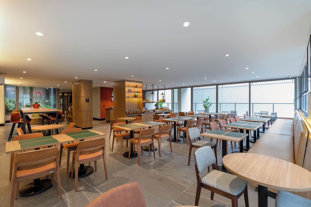 Cozzy Premium Paulista Hotel 55/70