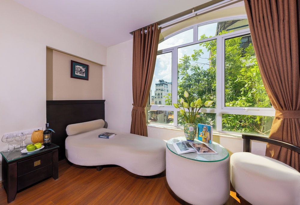 CENTRE POINT HANOI HOTEL 26/62