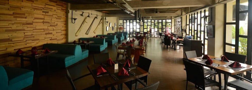 SOTIS HOTEL 45/53