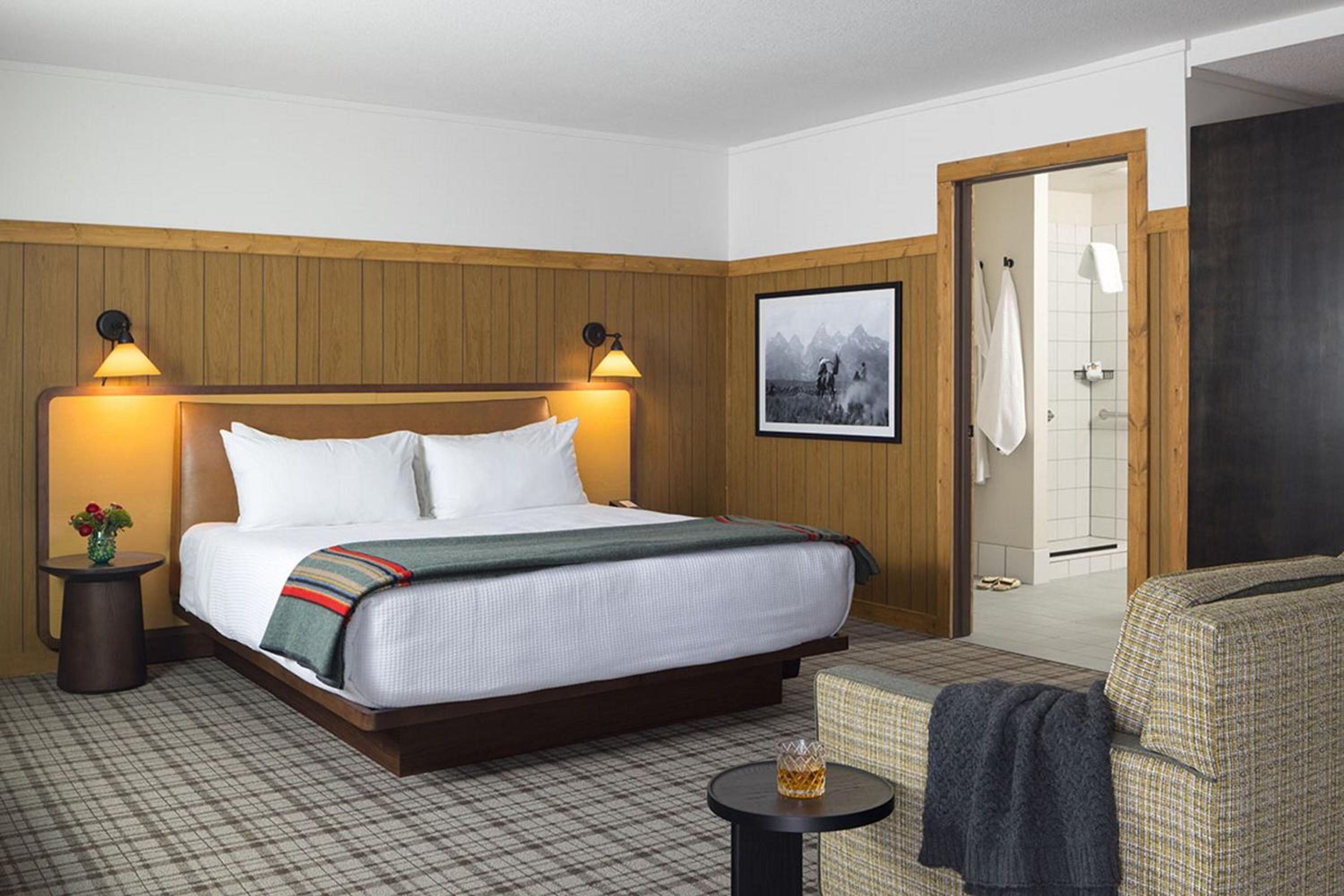 Celebration, Suite, King Bed, Sofa