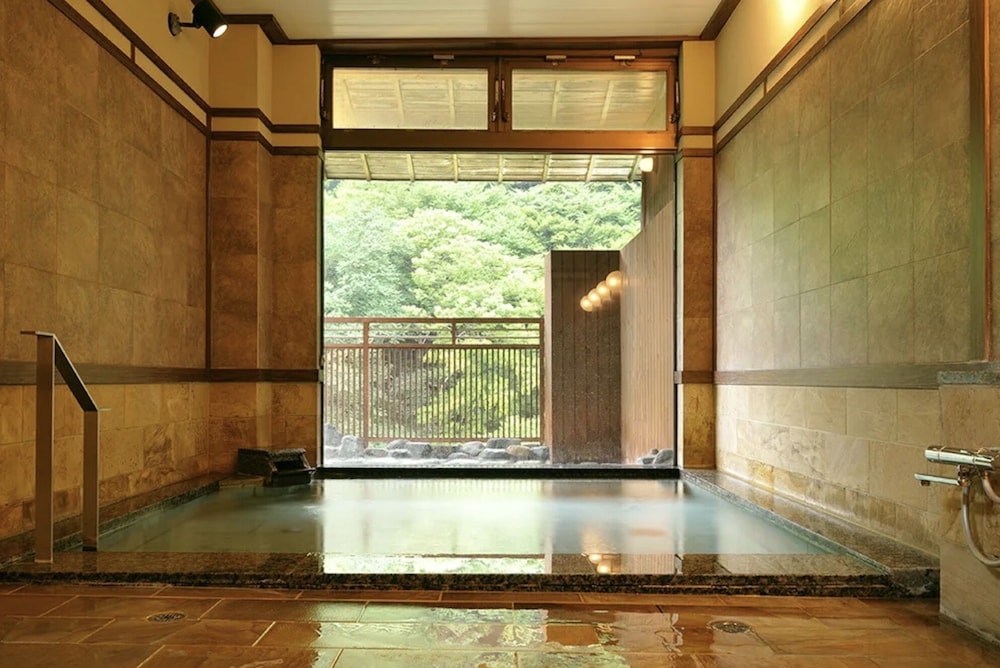 Shima Onsen Tokiwasure no Yado Yoshimoto 25/57