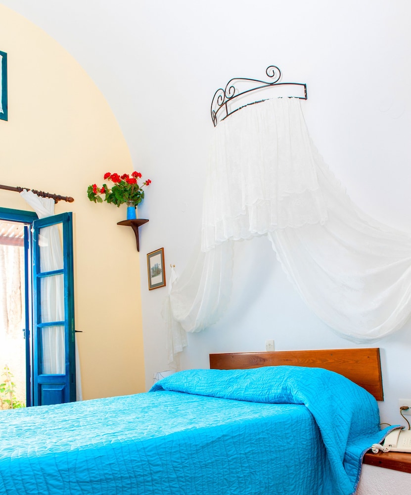 Kalimera Hotel 12/50