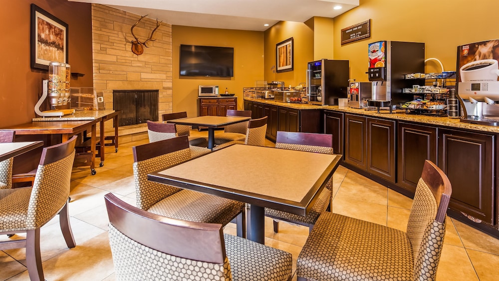 Best Western Paradise Inn 21/27