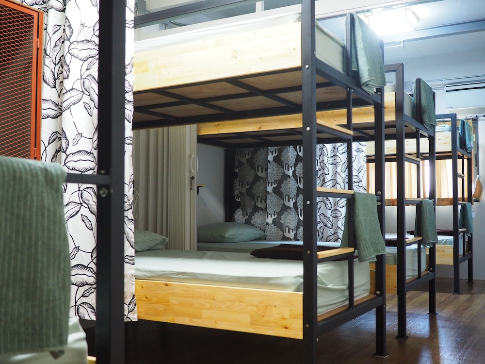Hybrit Hostel & Cafe 26/37