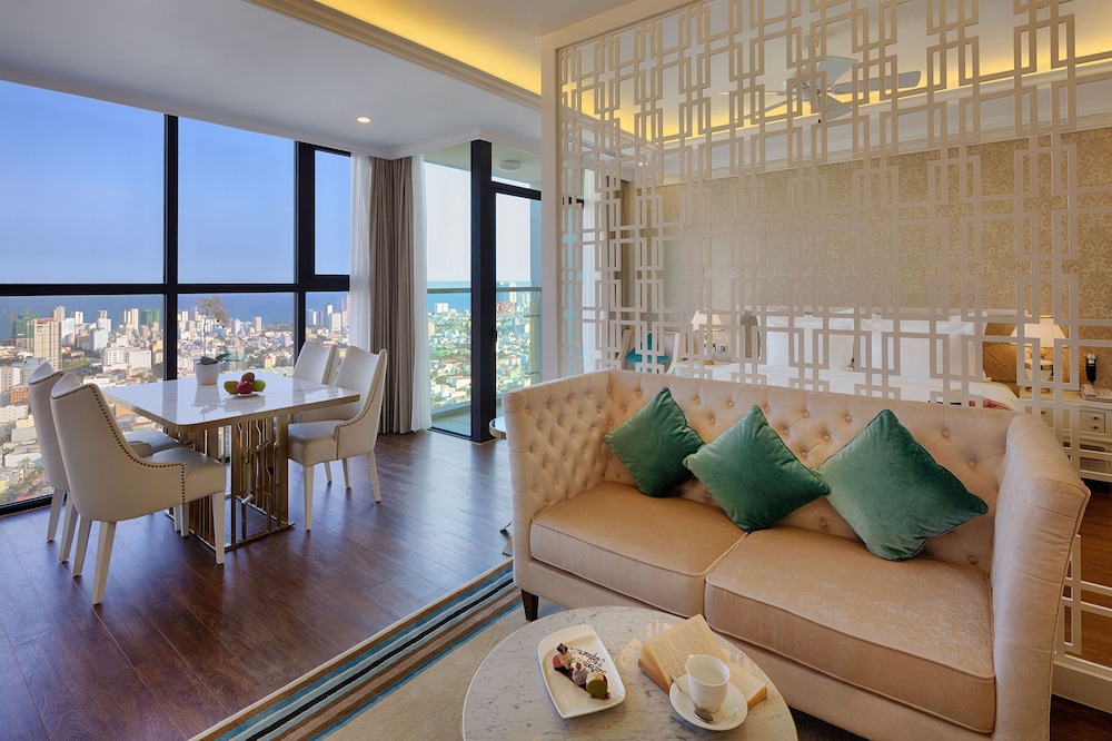 Melia Vinpearl Da Nang Riverfront 53/81