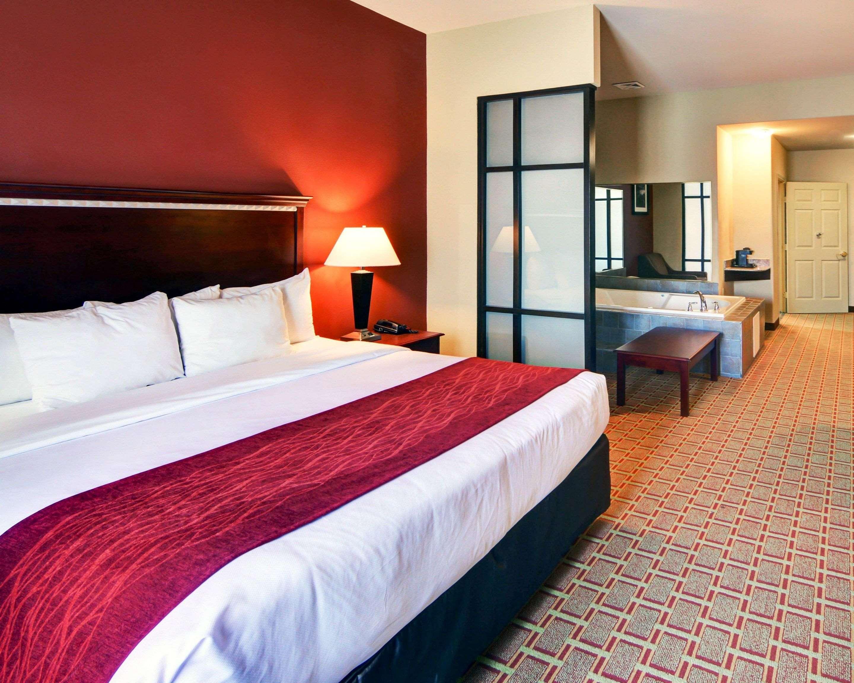SUITE, 2 QUEEN BEDS