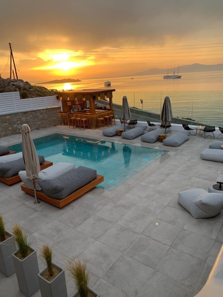 Apiro Mykonos 28/33