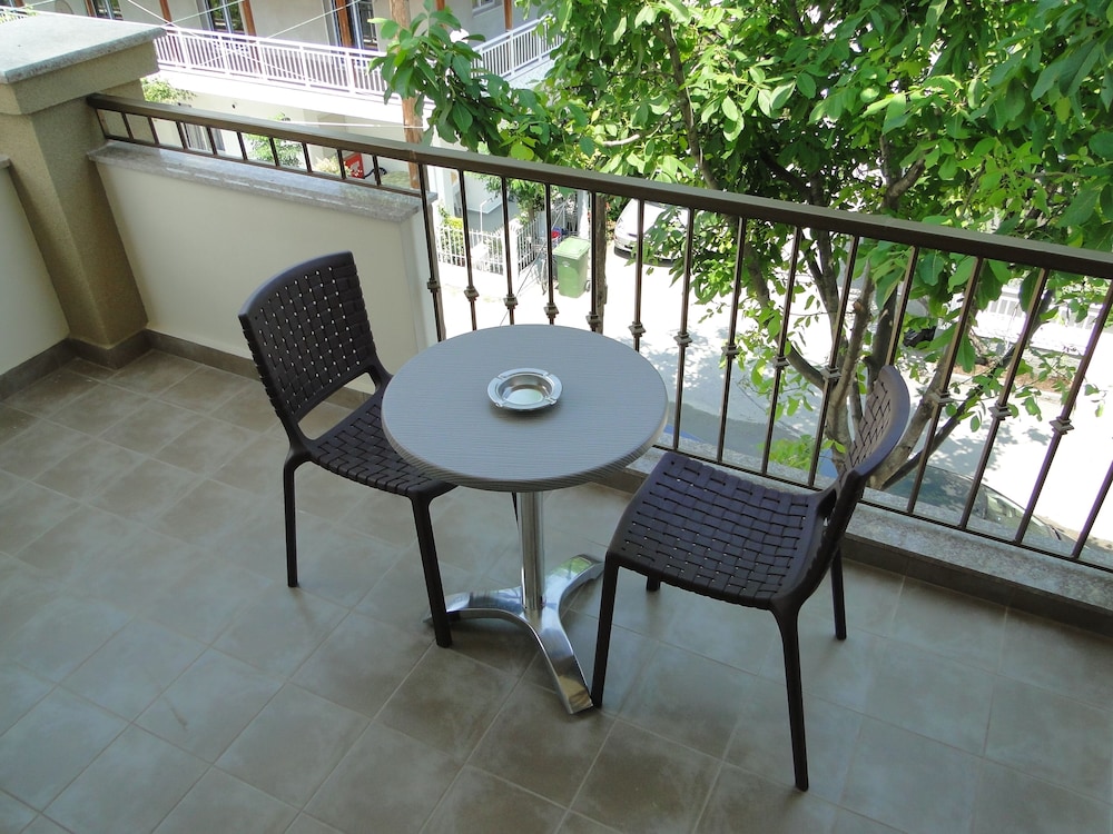 Olympos Hotel 53/62