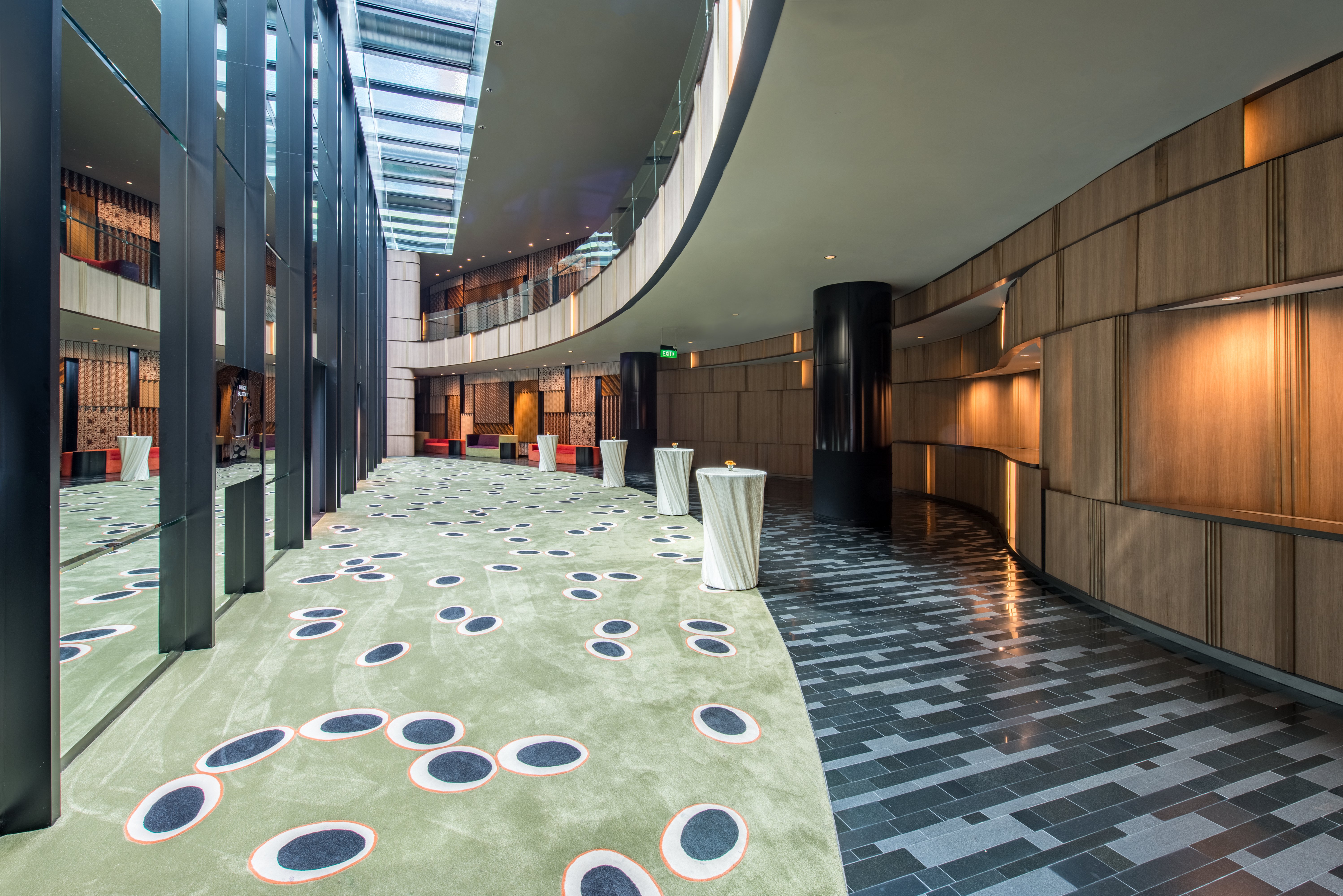 Crowne Plaza Changi Airport Hotel 40/81