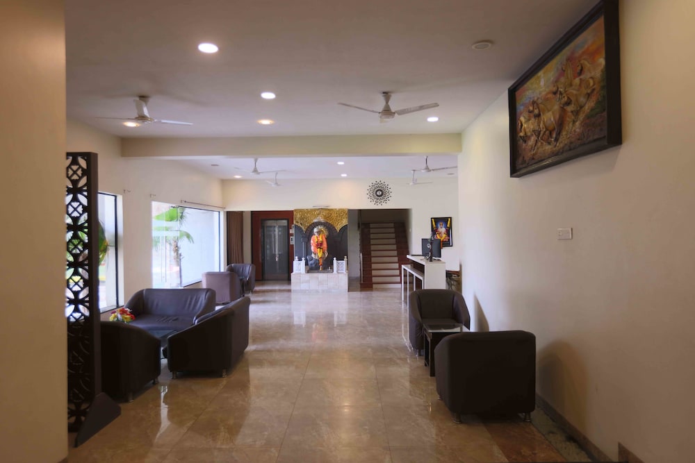 HOTEL PRESIDENT COTTAGE 6/43