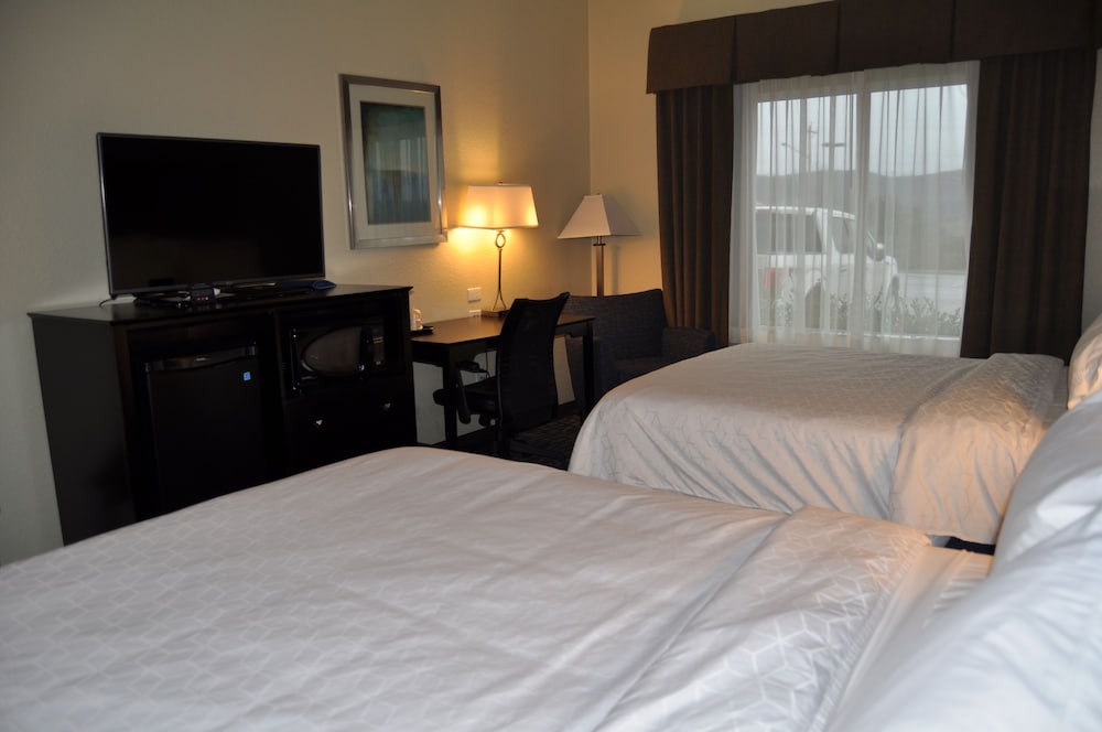 Holiday Inn Express And Suites Lebanon 16/40