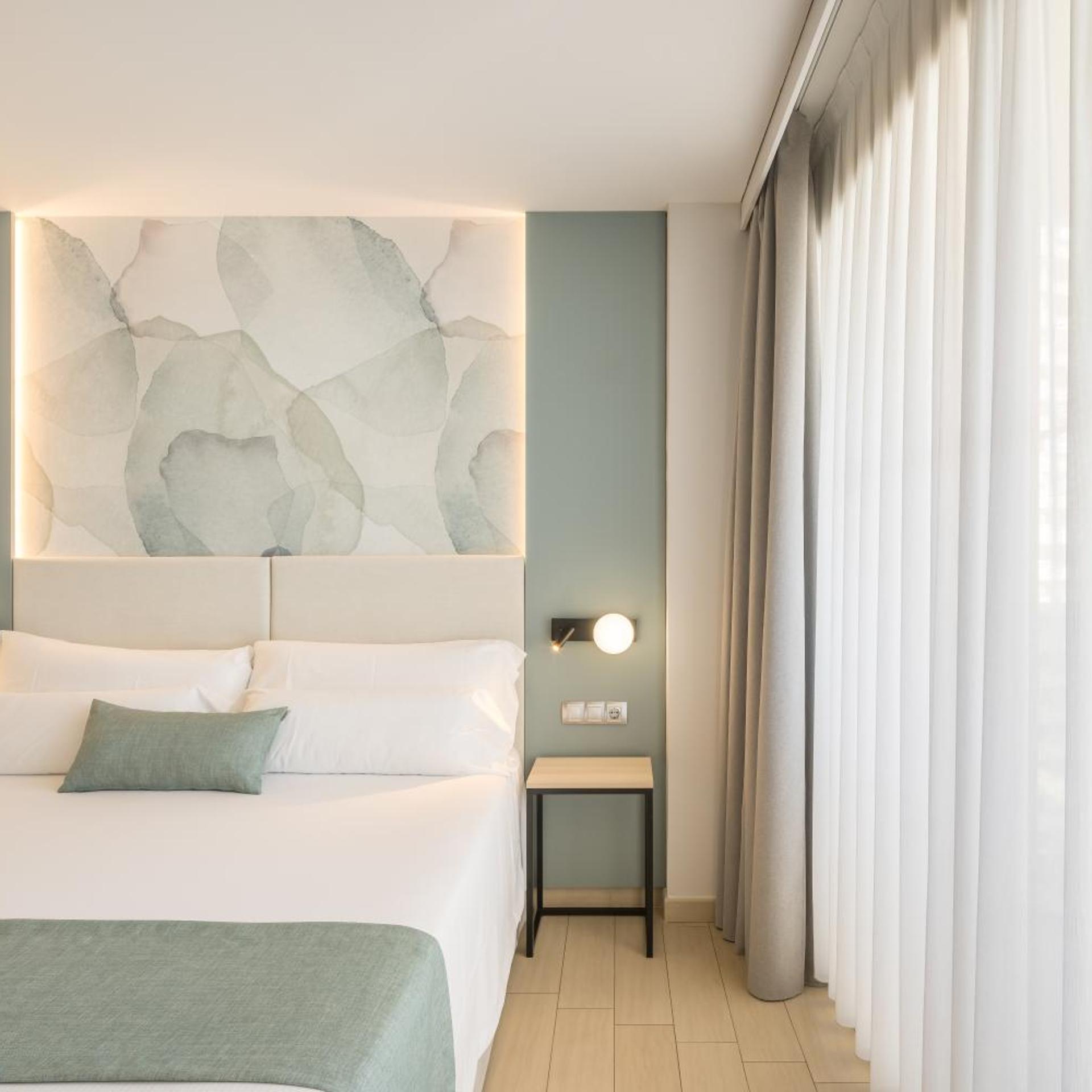Premium, Double Bed, Infinity Pool Access