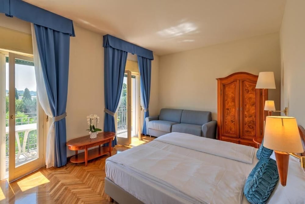 Hotel Villa Galeazzi 12/75