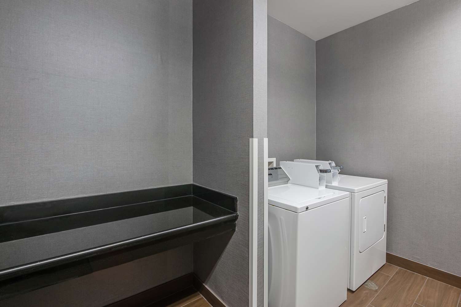 Hampton Inn Oak Grove Fort Campbell 13/13