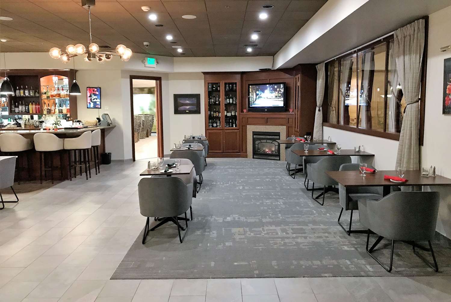 Medallion Inn and Suites 30/46