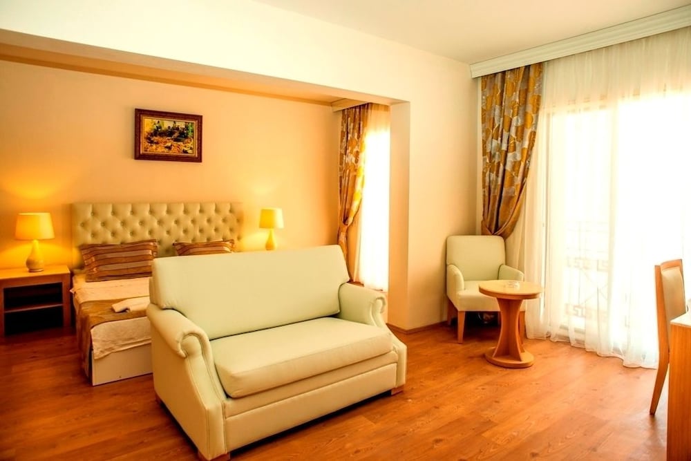 Ladonia Hotels Del Mare 20/50