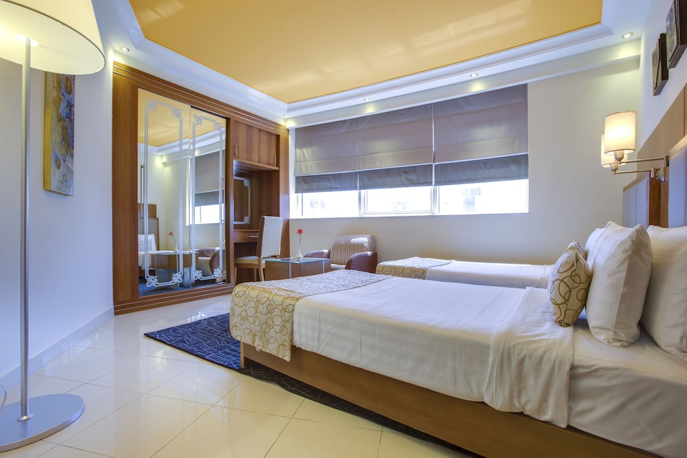Pearl Executive Hotel Apartment (ex Pearl Park Deluxe Hotel Apartments) 11/50