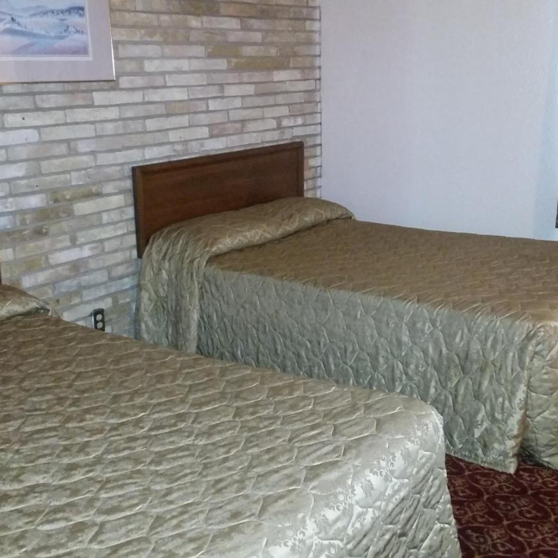 Executive Inn And Suites Waxahachie 16/30