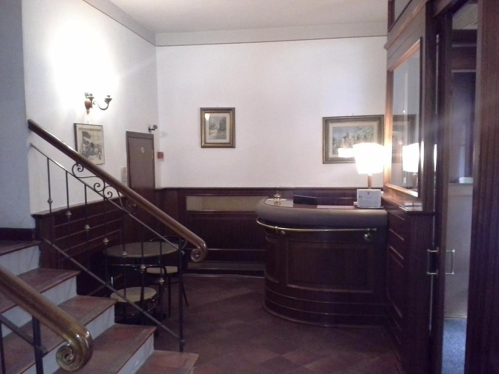 Hotel Albergo Italia 26/33