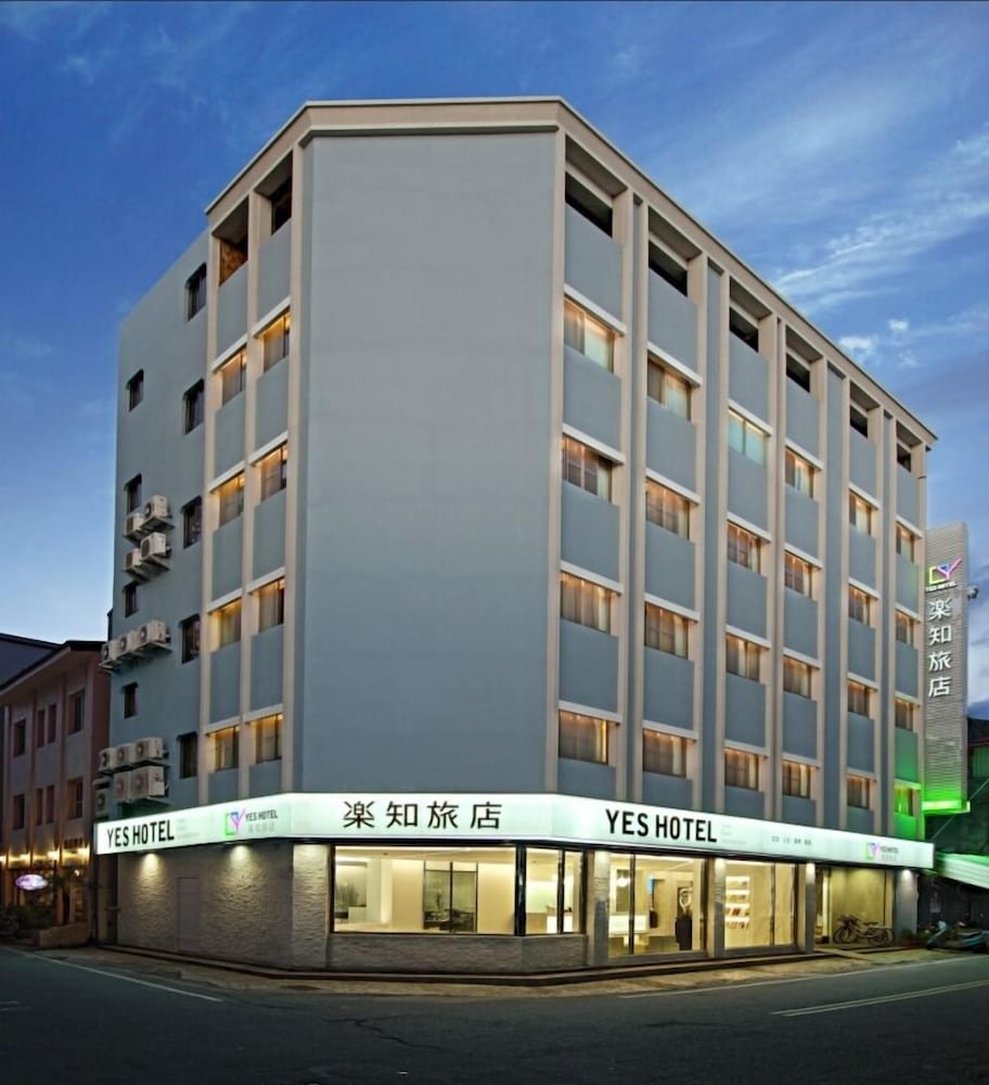 Yes Hotel 2/36