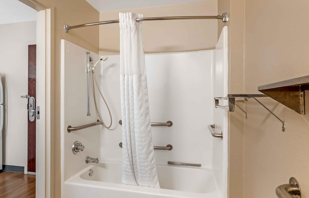 Extended Stay America - Tampa - Airport - Spruce Street 51/54