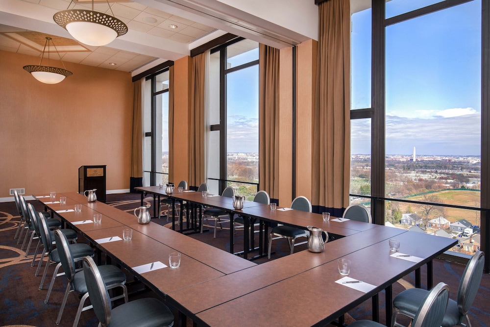 Sheraton Pentagon City Hotel 47/47