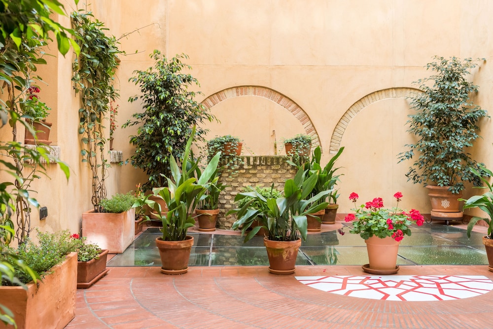 Hotel Boutique Palacio Pinello 71/73