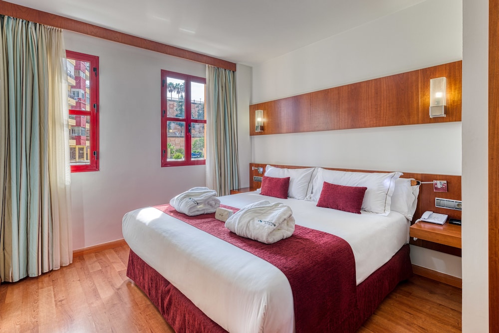 Senator Huelva Hotel 8/50