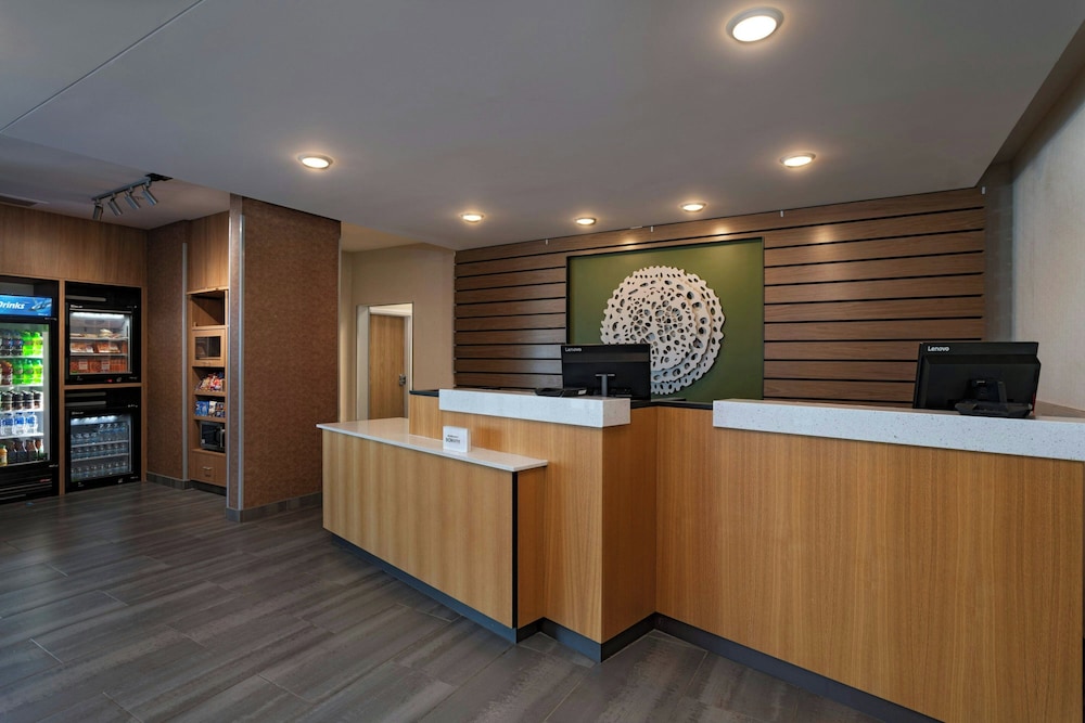 Fairfield Inn & Suites by Marriott Lincoln Crete 4/50