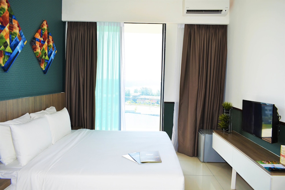 D Wharf Hotel And Serviced Residence 20/71