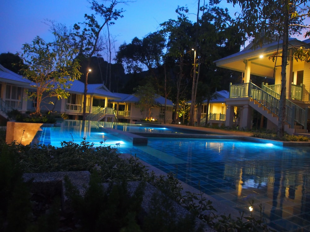 Na Sook Resort 7/50