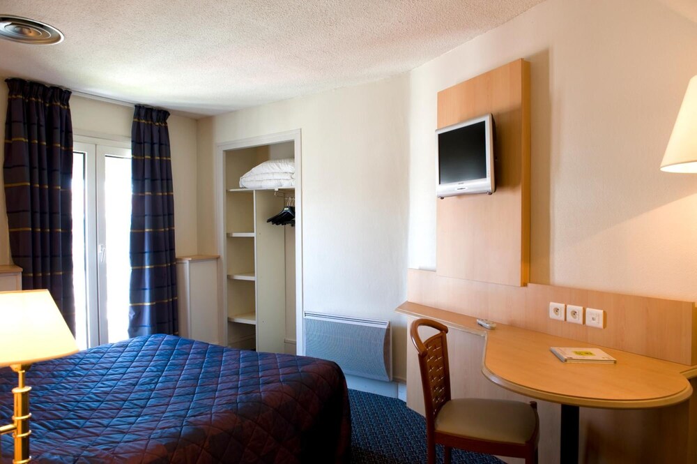 Hotel Le Bourbon 19/40