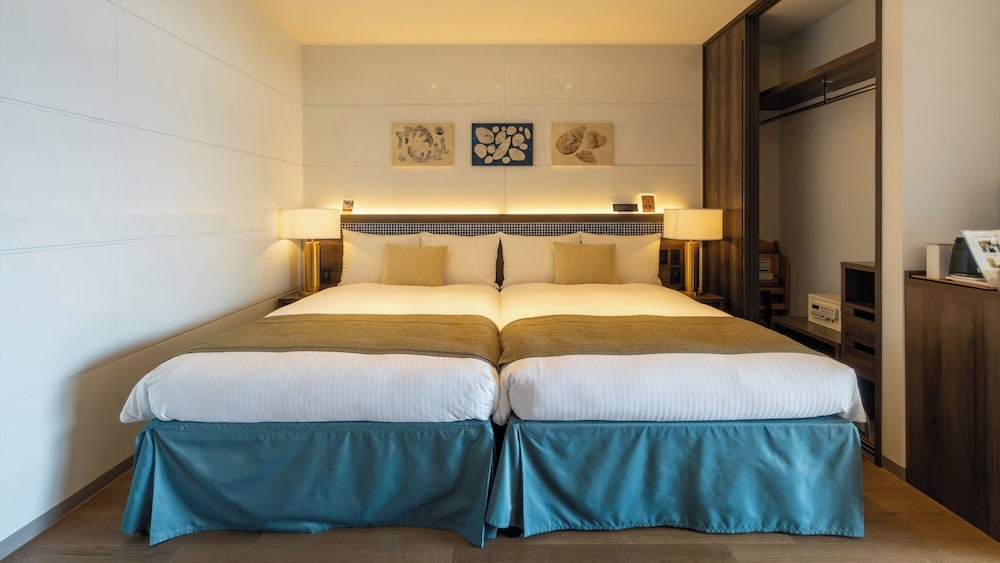 Deluxe, Twin Beds, Murphy Bed, Ocean View, Sofa, Terrace