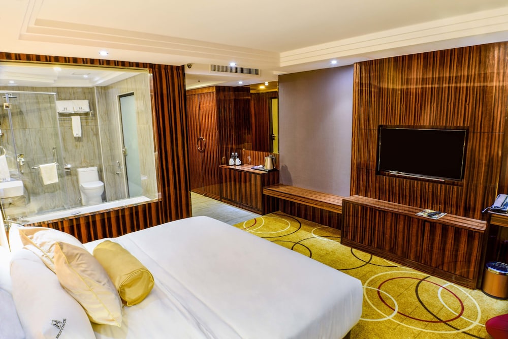 Moty Hotel 43/62
